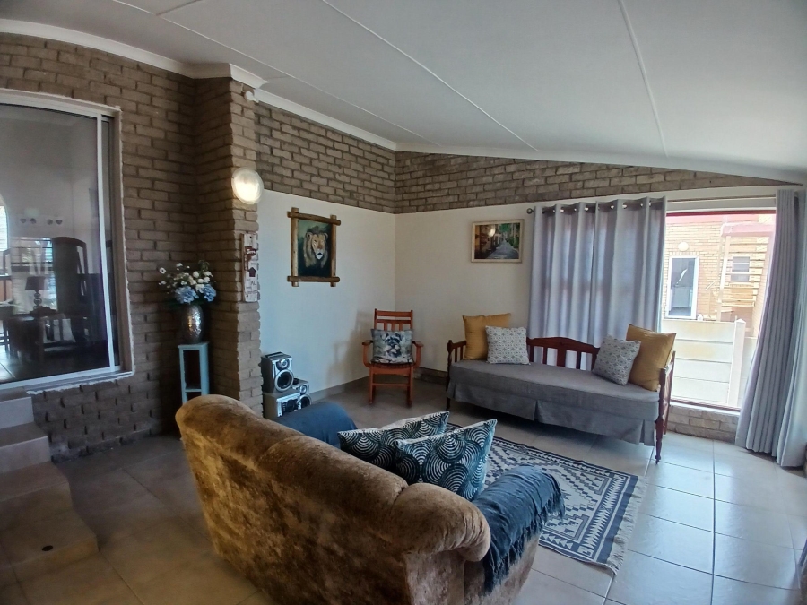 3 Bedroom Property for Sale in Dana Bay Western Cape